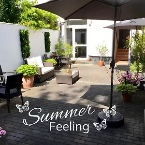 Bed & Breakfast Kaiserswerth, Düsseldorf
